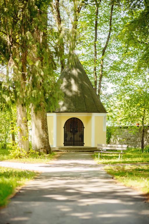 Kloster St. Josef Neumarkt in der Oberpfalz Zewnętrze zdjęcie