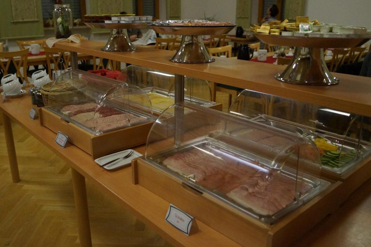Kloster St. Josef Neumarkt in der Oberpfalz Zewnętrze zdjęcie